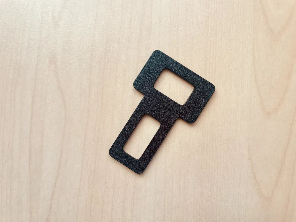 Universal Seat Belt Plug