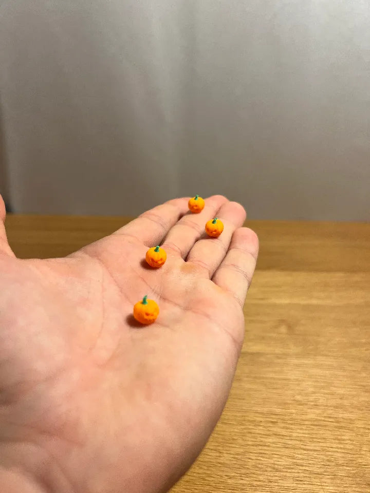 Mini Jack-O’-Lantern